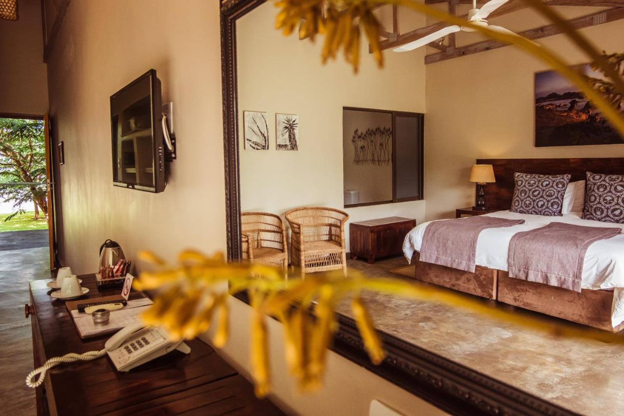 Bushveld Terrace Safari Hotel, Lodge & Spa พาลาบอร์วา ภายนอก รูปภาพ