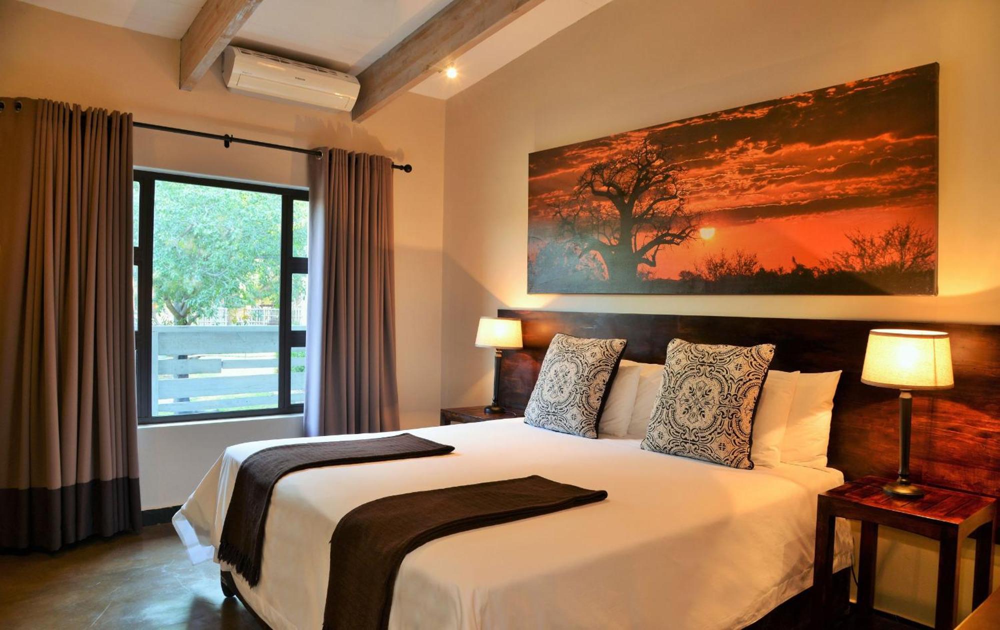 Bushveld Terrace Safari Hotel, Lodge & Spa พาลาบอร์วา ภายนอก รูปภาพ