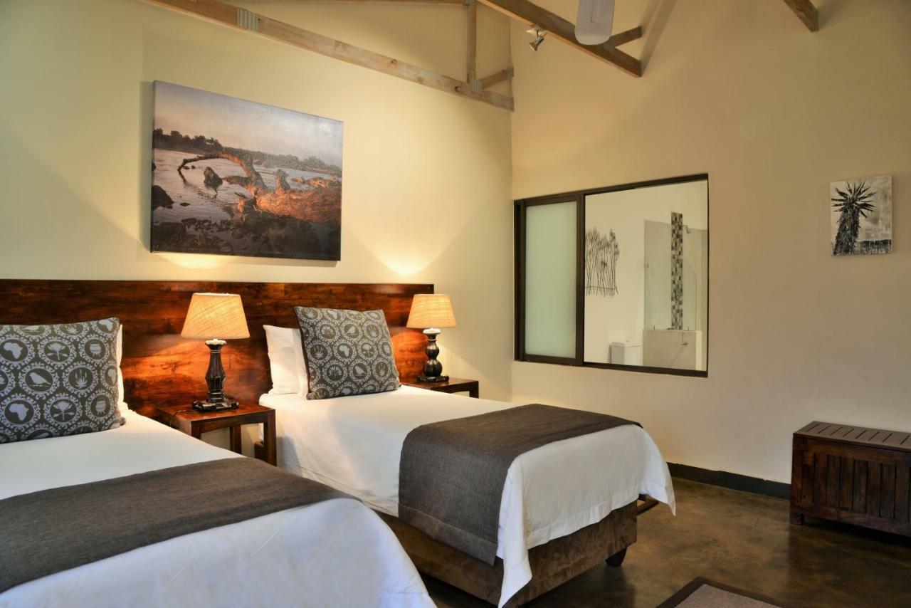 Bushveld Terrace Safari Hotel, Lodge & Spa พาลาบอร์วา ภายนอก รูปภาพ
