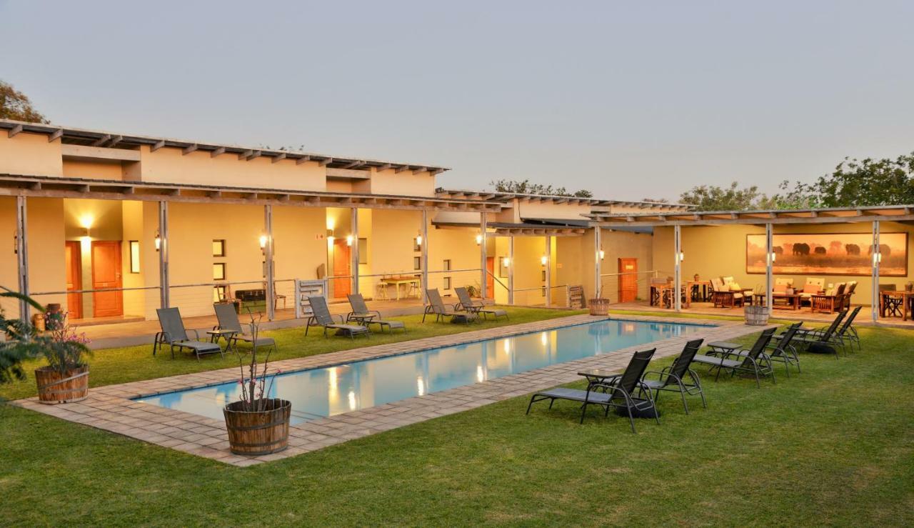 Bushveld Terrace Safari Hotel, Lodge & Spa พาลาบอร์วา ภายนอก รูปภาพ