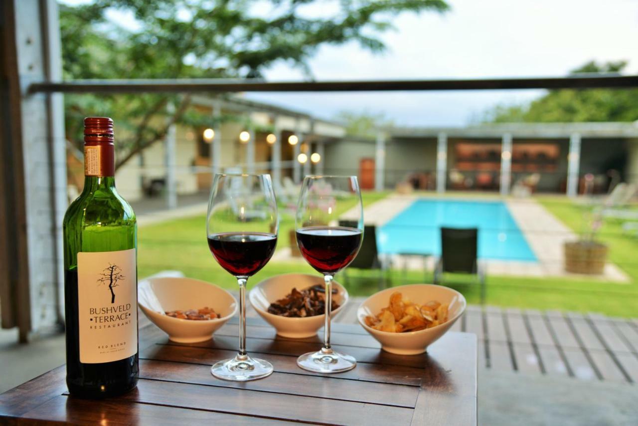 Bushveld Terrace Safari Hotel, Lodge & Spa พาลาบอร์วา ภายนอก รูปภาพ